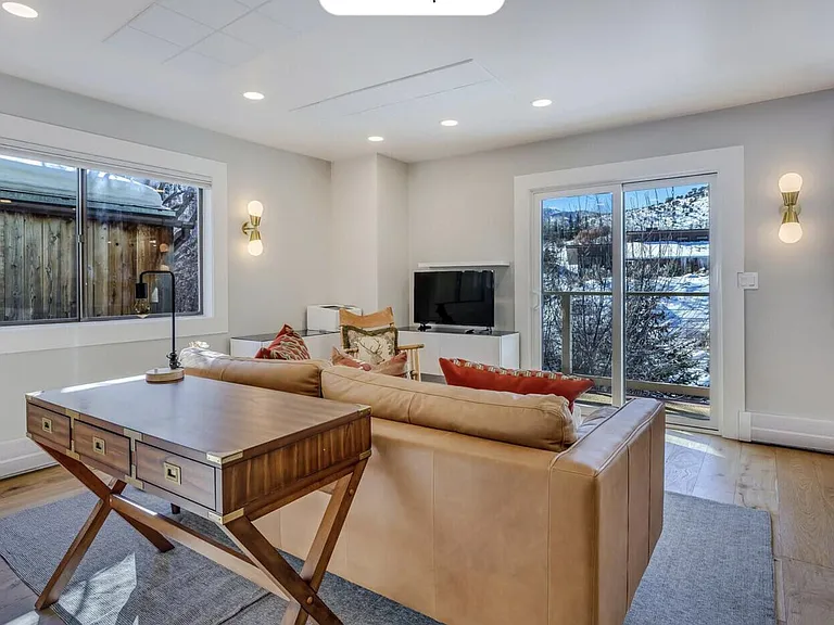 4070 Lower River Rd #9 — Photo 14