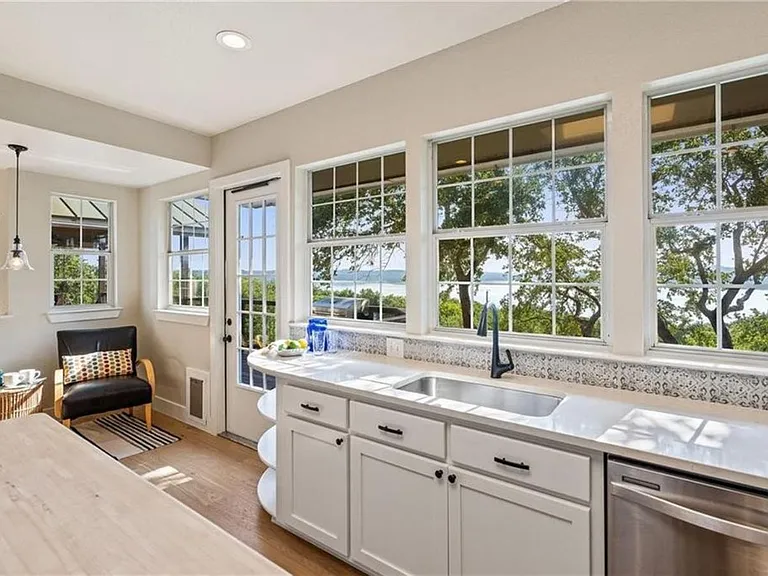 5224 McCormick Mountain Dr — Photo 42