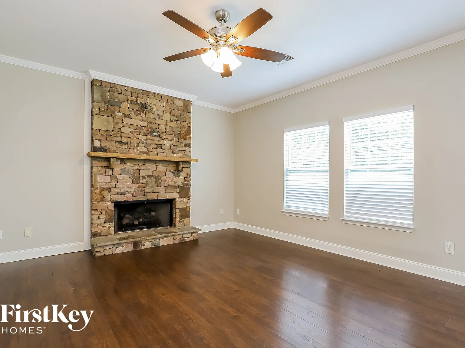 3 bed, 2.5 bath, 2153 sqft, $2,435 — Photo 3