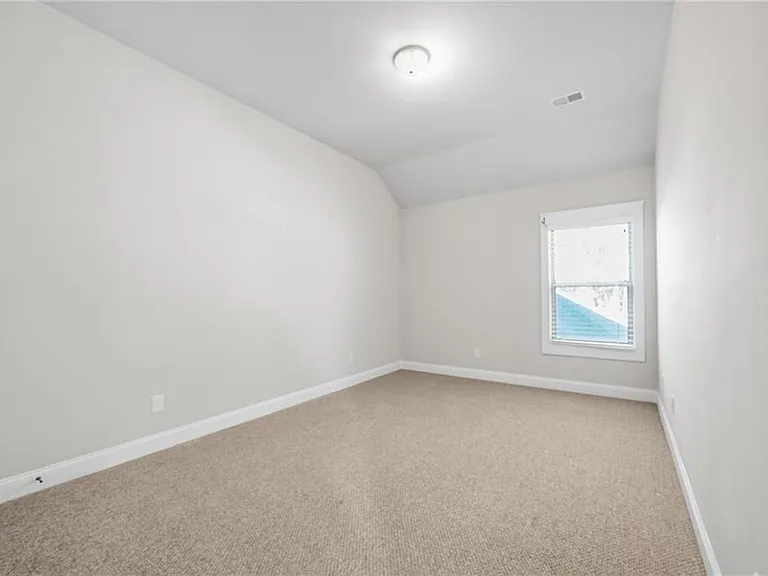 2439 Muirfield Pl — Photo 29
