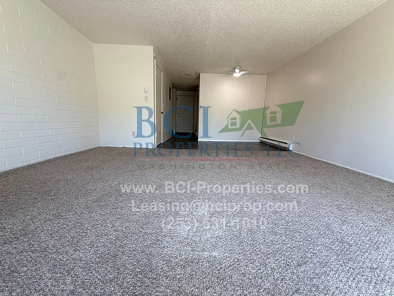 8624 Pacific Ave — Photo 3
