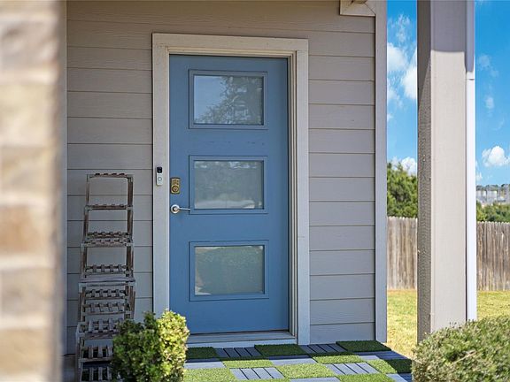 2nd image of 8340 Mimi Ln