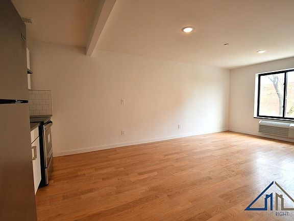 3rd image of 3554 Carlisle Pl #C2
