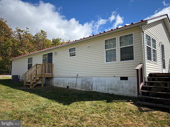 3rd image of 3825 Dickenson Mountain Rd