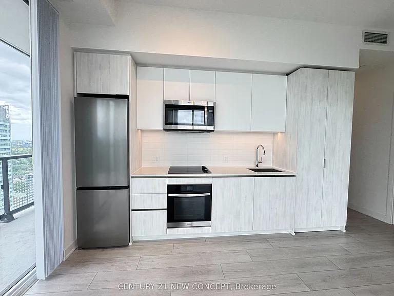 5858 Yonge St #LPH08 — Photo 24