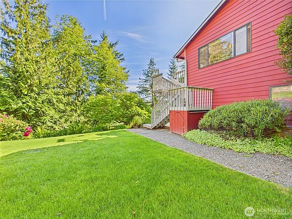 4th image of 687 Hartman Street SE