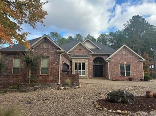 8 Rocoso Dr, Hot Springs Village, AR 71909