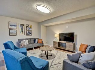 2452 Carrollton Ave, Indianapolis, IN 46205