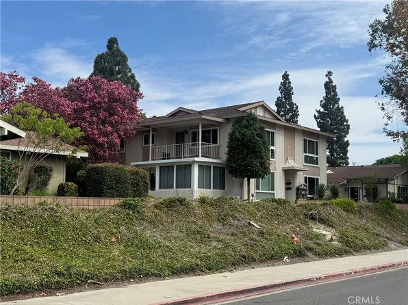 48 Calle Aragon Unit A, Laguna Woods, CA 92637