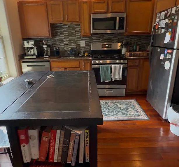 875 N Lawrence St — Photo 1