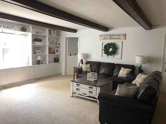 Spacious family room