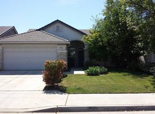 2935 E Eclipse Ave, Fresno, CA 93720