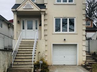 15 Oceanview Pl, Staten Island, NY