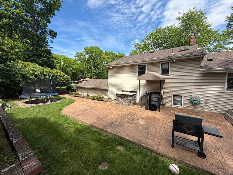 31 Clinton Ln — Photo 30