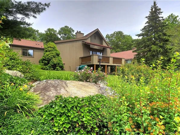 165 Bison Lane #A, Stratford, CT 06614