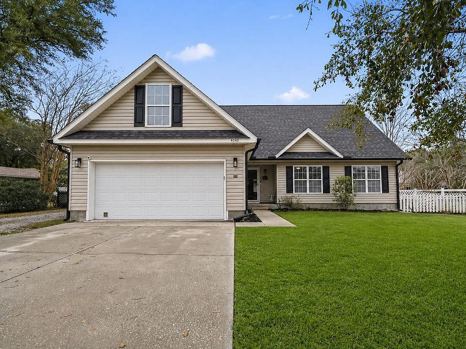 1st image of 4040 Longleaf Ln.