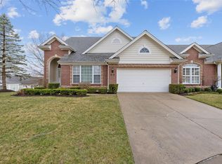 302 Shetland Valley Ct, Chesterfield, MO 63005