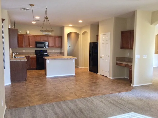 1545 E Irene Dr — Photo 7