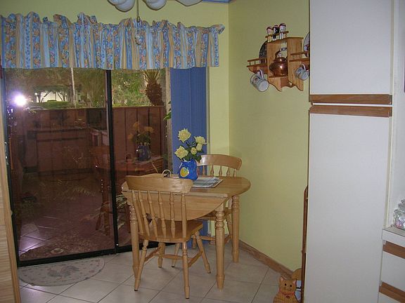 Eat in Kitchen