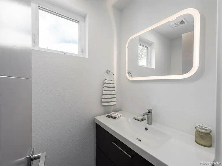 3155 W 26th Ave — Photo 22