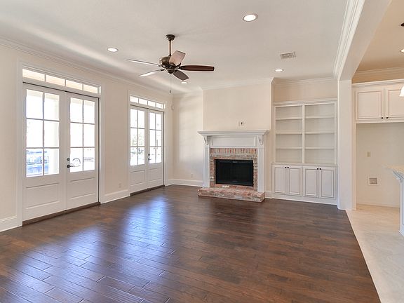 2nd image of 2036 Fairwoods Dr