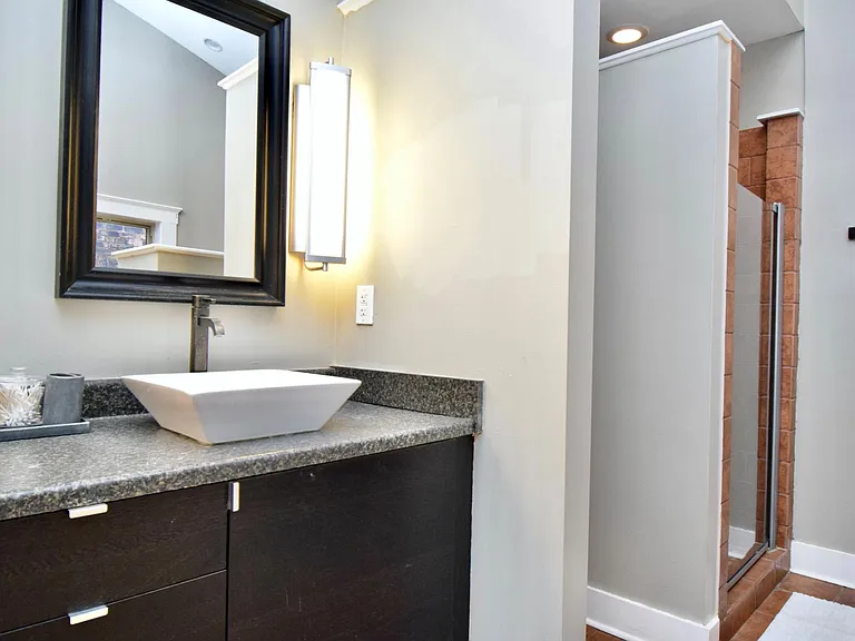110 E 13th St #3 — Photo 25