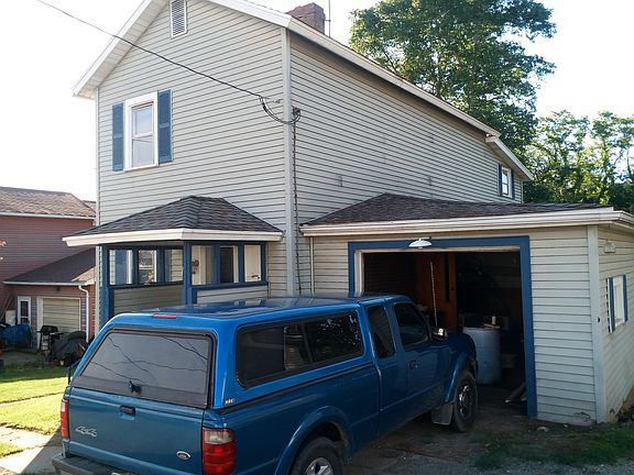 4th image of 320 Price St