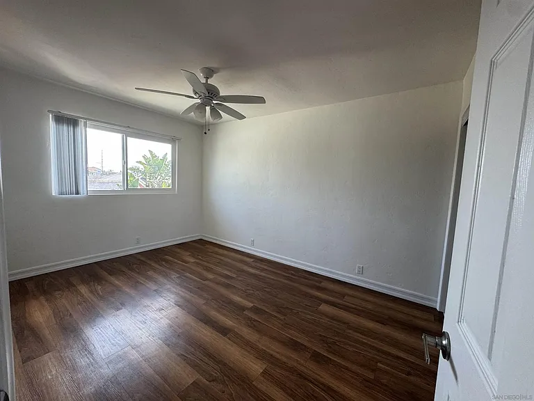 3222 Collier Ave — Photo 7