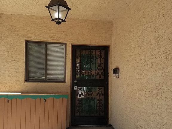 2nd image of 410-414 W 14th St #930e4ada8