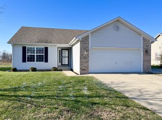 1152 Mockingbird Ln, Seymour, IN 47274