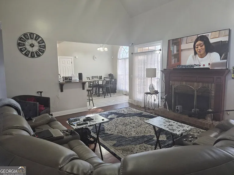 2895 Battlecrest Dr — Photo 3