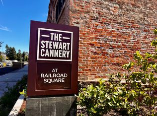 3 W 3rd St, Santa Rosa, CA 95401