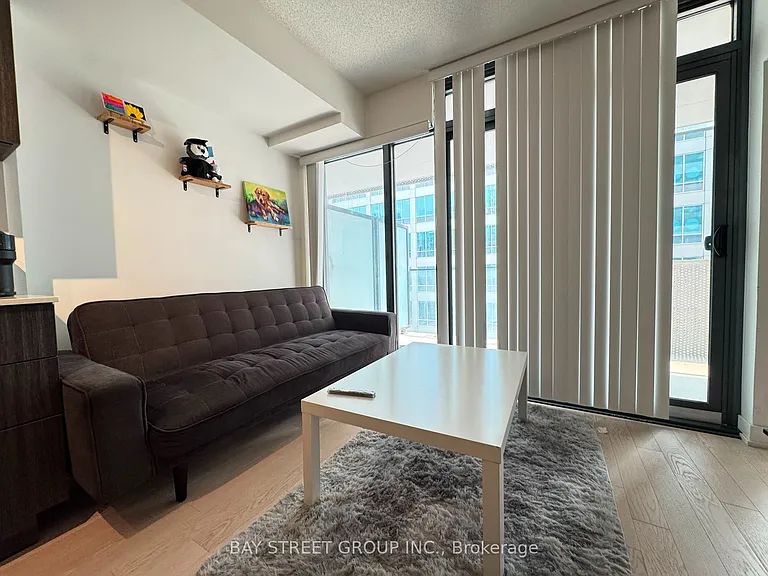 25 Richmond St E #804 — Photo 16