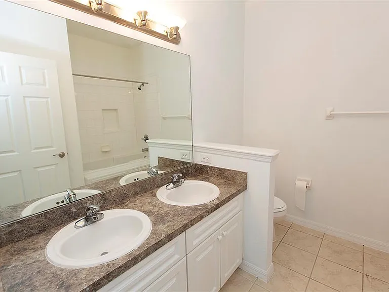 7952 NW 51st Way — Photo 13
