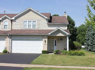 3915 Pathfinder Ln, Joliet, IL 60435