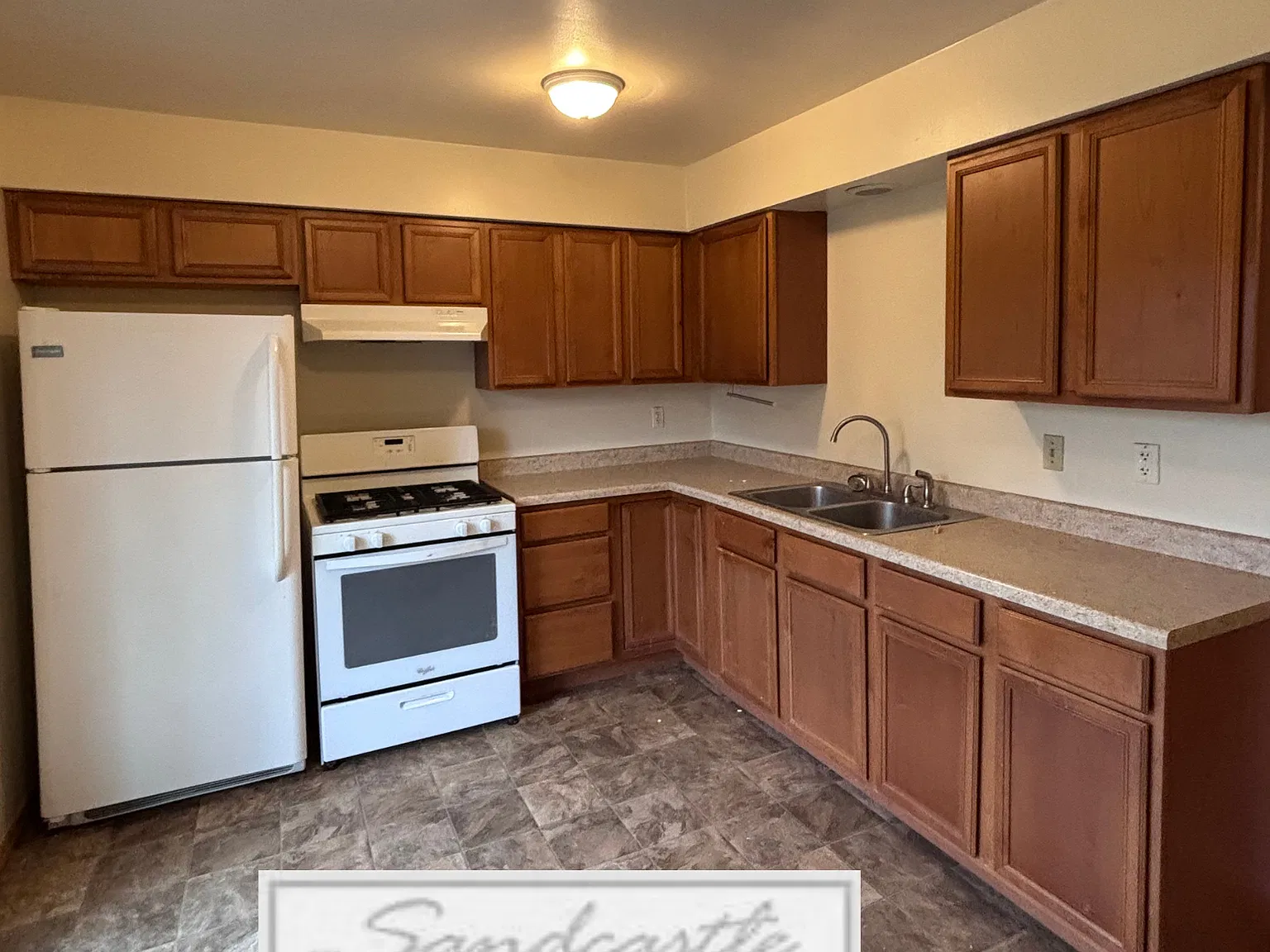 2 bed, $1,200 — Photo 2