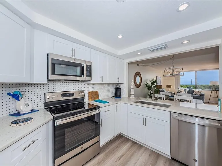 6357 Bahia Del Mar Blvd #407 — Photo 5