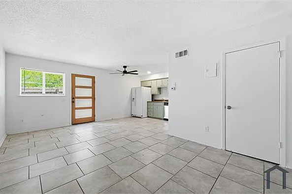 1 bed, 610 sqft, $980 — Photo 4