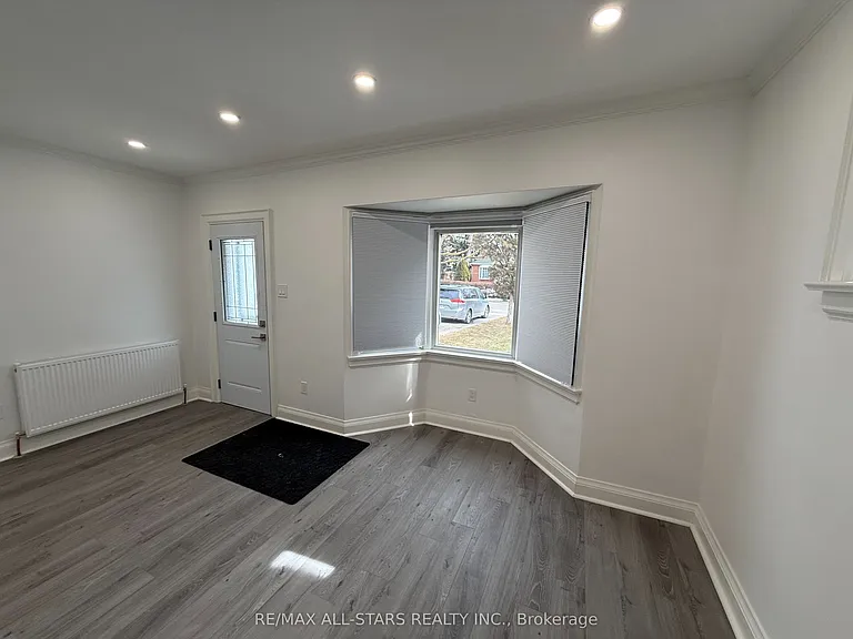 92 39th St #2 — Photo 15