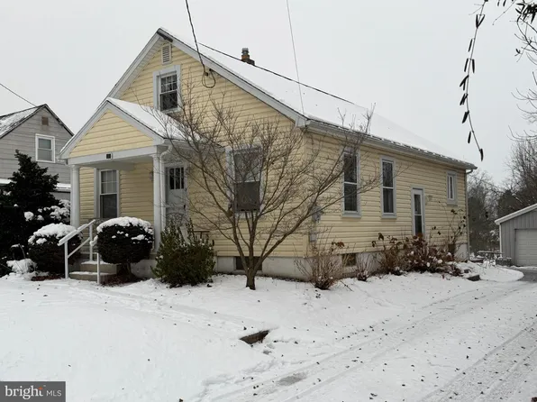 591 Black Rock Rd, Hanover, PA 17331