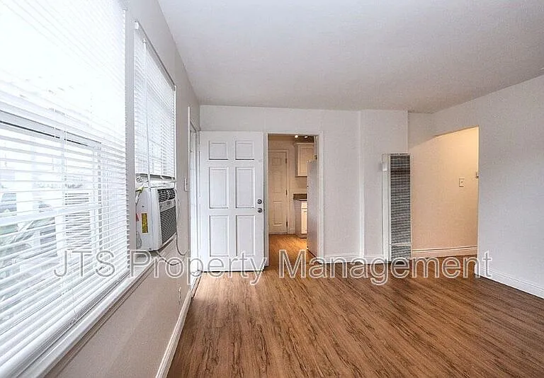 5302 Gordon Dr — Photo 23