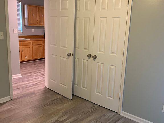 2nd image of 2143 Edmund Ave