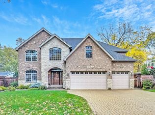 1233 Walden Ln, Deerfield, IL 60015