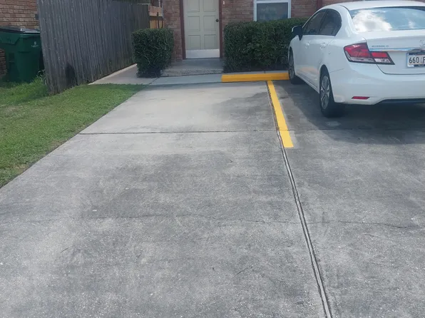 2105 Manson Ave, Metairie, LA 70001
