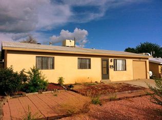 1022 Grace St NE, Albuquerque, NM 87112