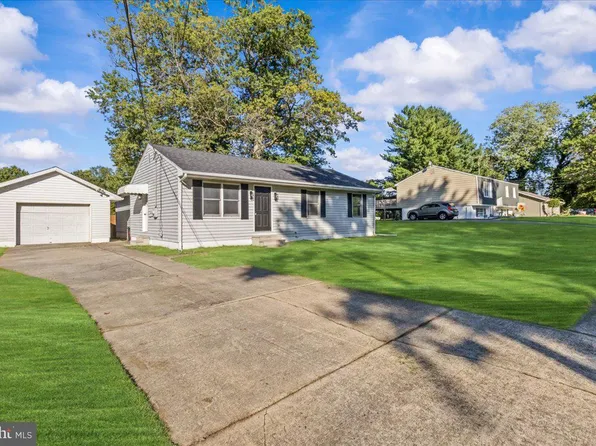 34 Sanford Rd, Pennsville, NJ 08070
