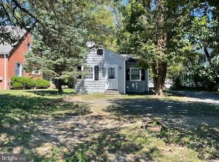 4147 Winchester Rd, Marshall, VA 20115