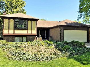 47224 Valley Ct, Macomb, MI 48044