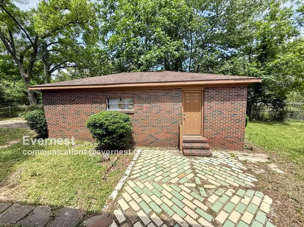 9825 Maple Ln, Birmingham, AL 35215