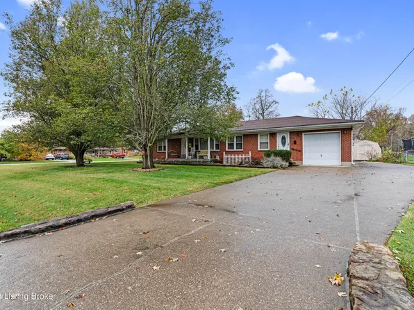 9312 Hacienda Dr, Louisville, KY 40272